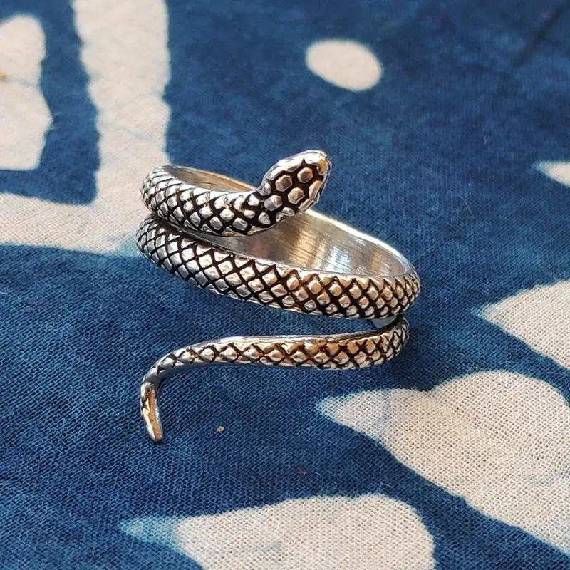 ANELLO SERPENTE in argento 925 - LONA