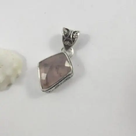 CIONDOLO QUARZO ROSA argento - MAYAPUR